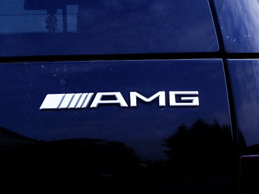 P1010016a.jpg - Ein deutsches Edeltuning gibt Gas Mercedes-Benz ML-55 AMG